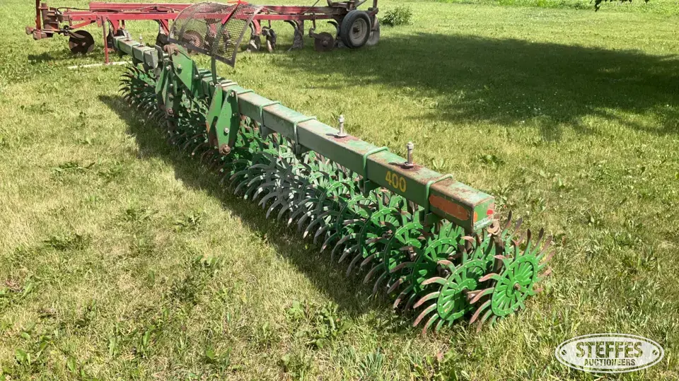John Deere 400 Rotary Hoe