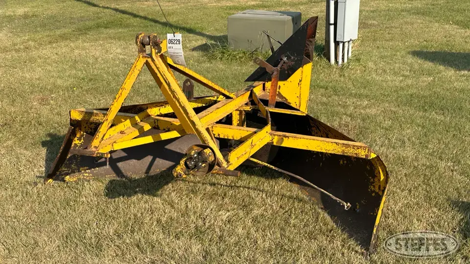 Erskine 3 Pt. Snowblower