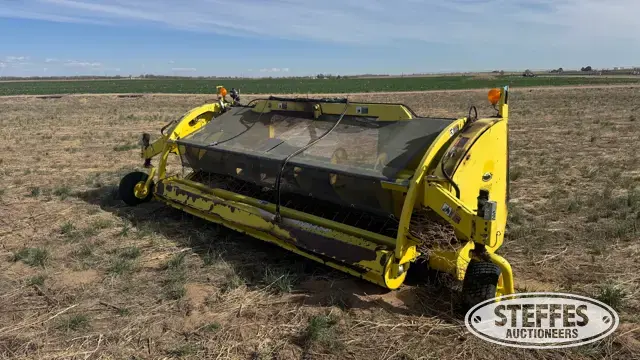 John Deere 640C