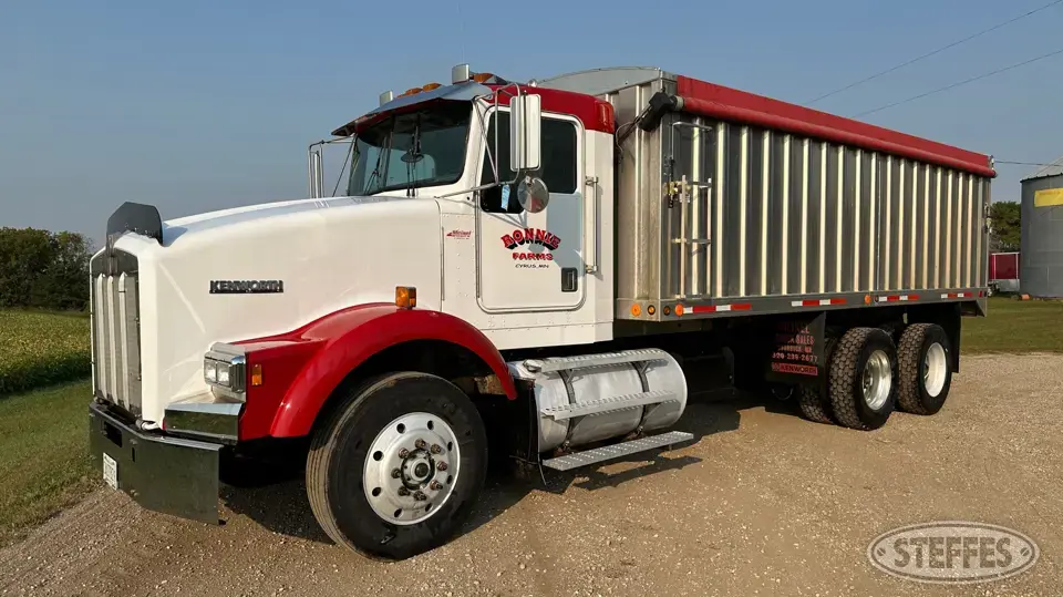 1988 Kenworth T800 Tandem Boxed Truck