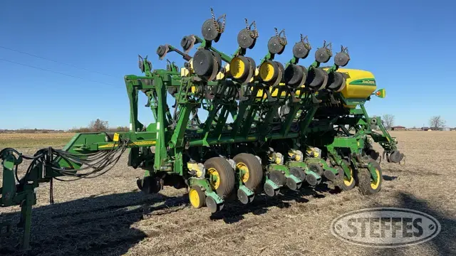 2005 John Deere 1790