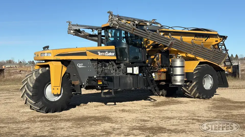 2013 Ag-Chem TerraGator TG8300 Self-Propelled Dry Applicators-Spreaders-Floater