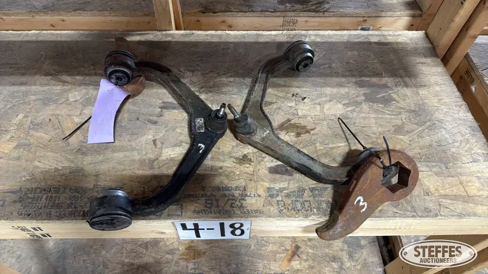 Upper control arms & torsion key Truck-Trailer Part