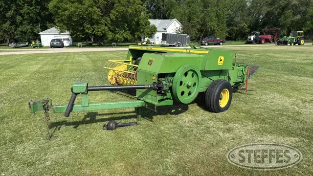 1974 John Deere 346