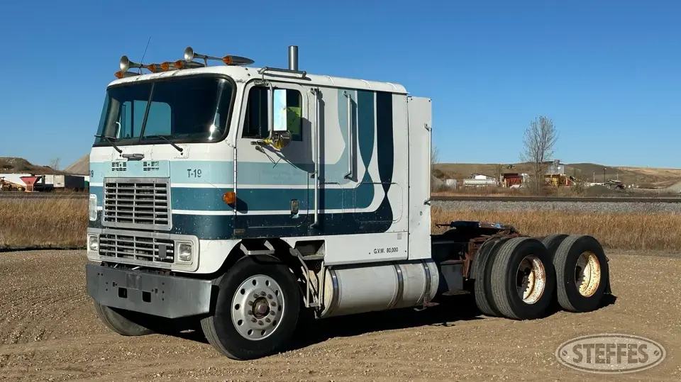 1984 International 9670 Eagle Cabover Truck with Sleeper