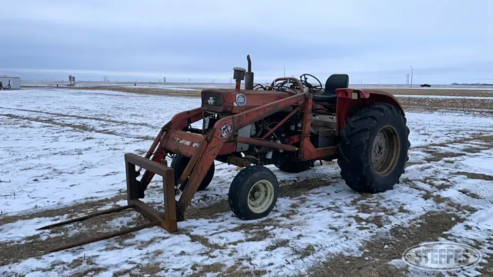 1966 Massey Ferguson 180 2WD Tractor