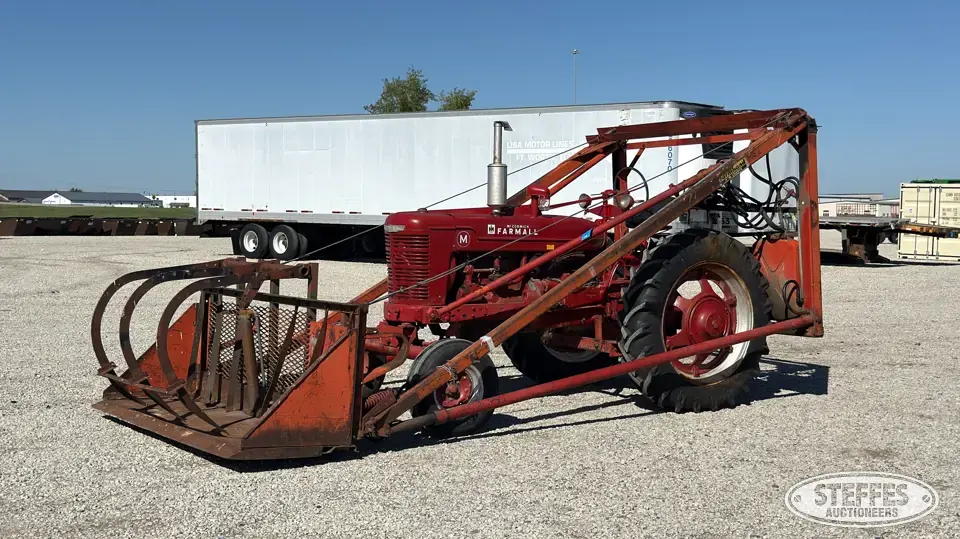 1940 Farmall M Collectible Tractor