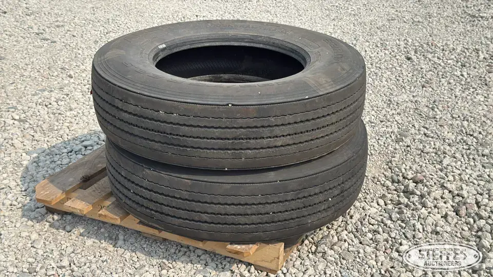(2) Ameri-Steel 295/75R22.5 tires Truck Tire