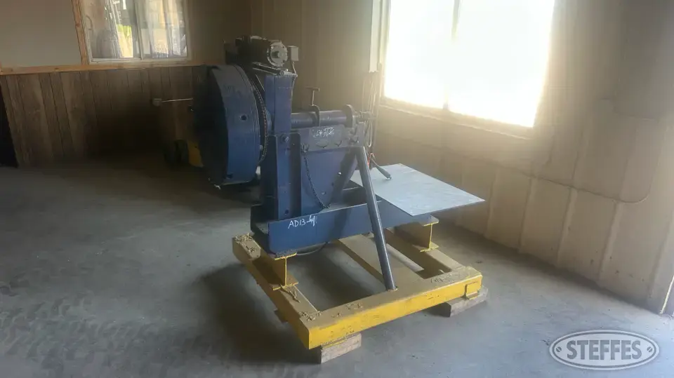 Welding positioner