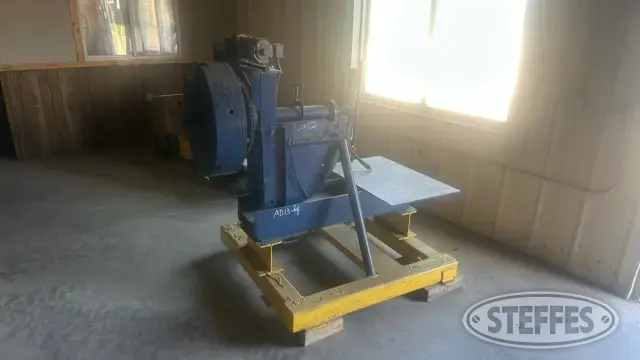 Welding positioner