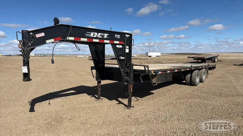 2015 DCT Flatbed Trailer