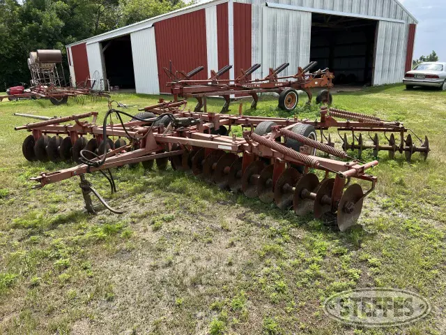 Massey Ferguson 520