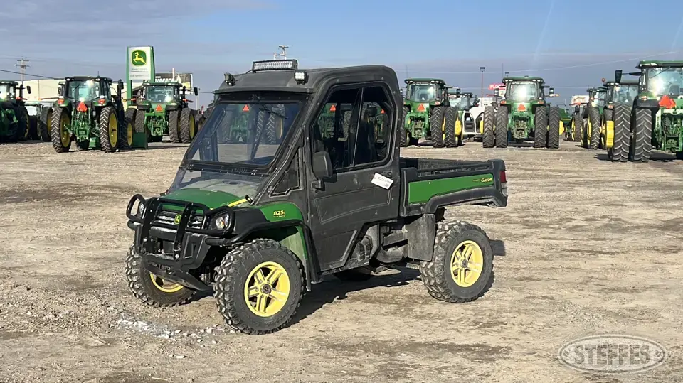 2016 John Deere 825i UTV