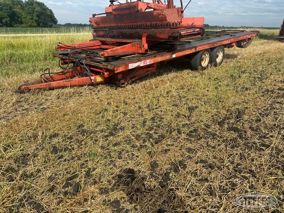 Hesston Stakmover 60 Bale Transportation