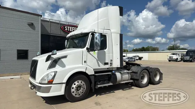 2014 Volvo VNL