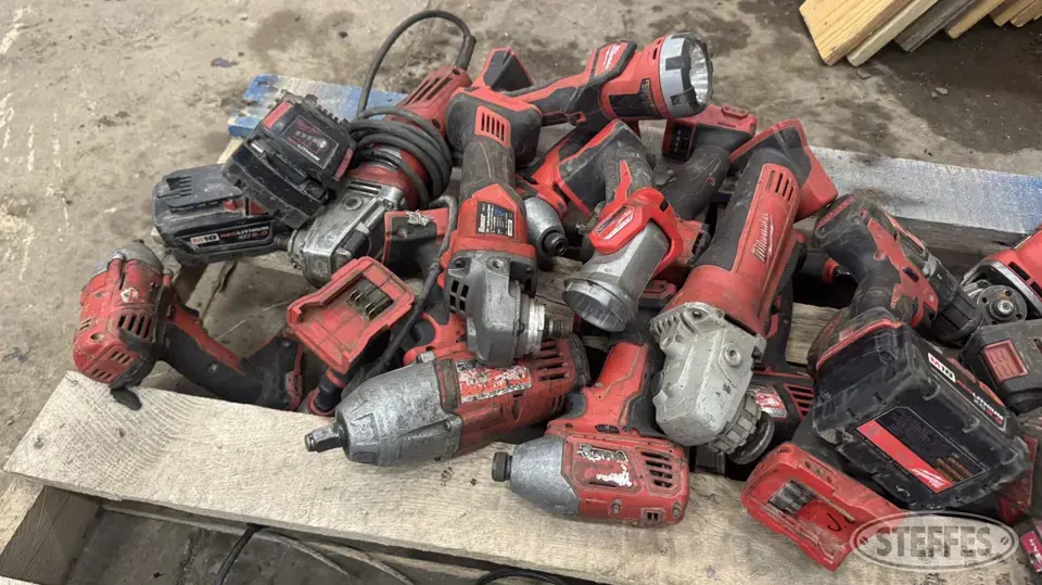 Milwaukee cordless tools Power Tool