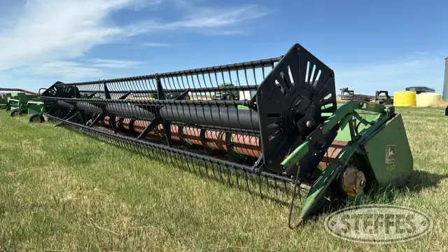 John Deere 930