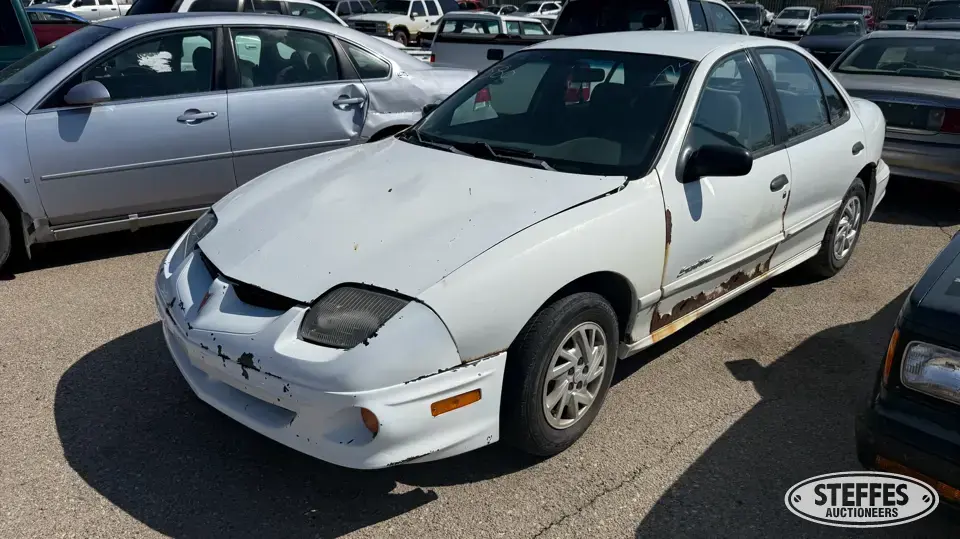 2000 Pontiac Sunfire SE Car