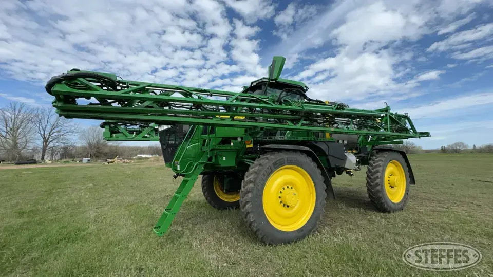 2023 John Deere 612R Self-Propelled Sprayer