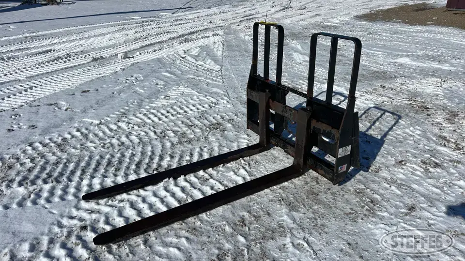 MDS skid steer pallet forks Skid Steer Fork