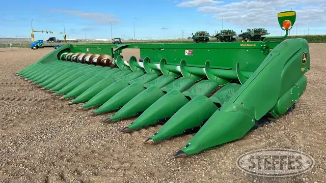 2020 John Deere 718C