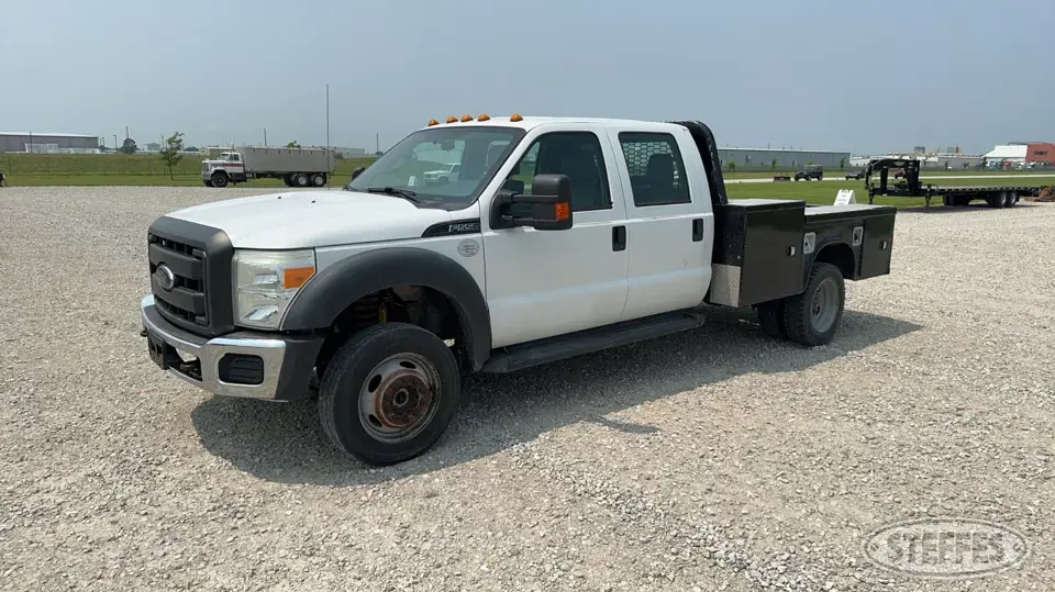2013 Ford F-550 Super Duty Over 1 Ton Pickup