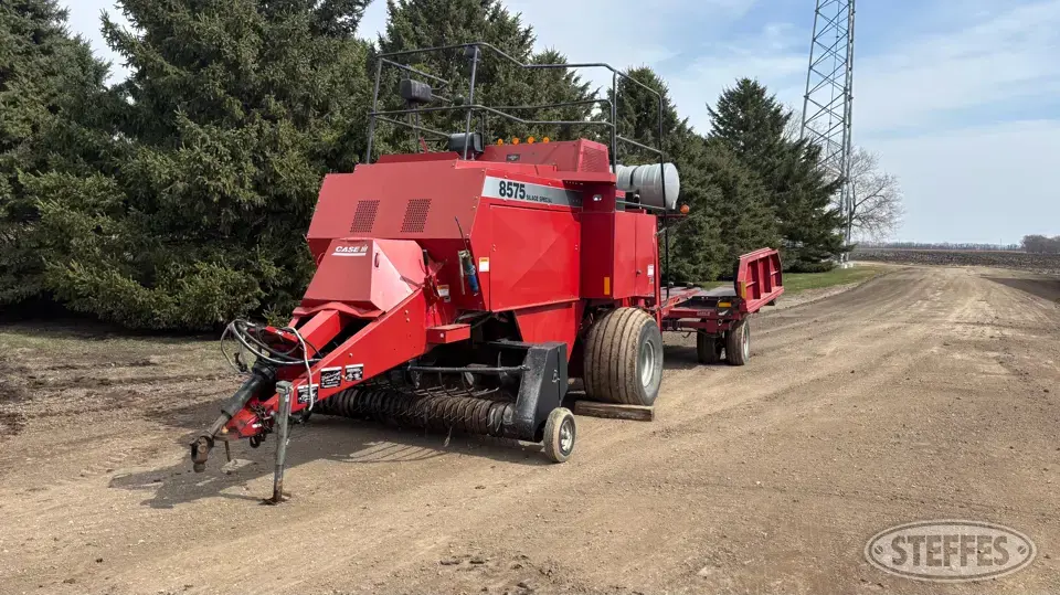 1999 Case IH 8575 Silage Special Square Baler