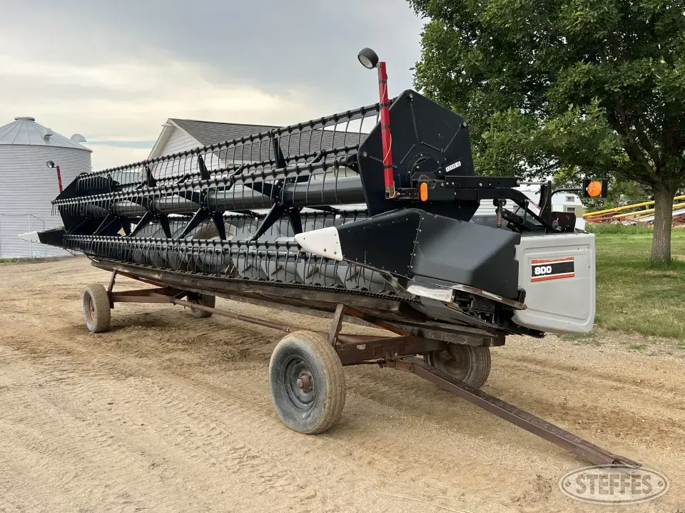 Gleaner 800 Flex Head