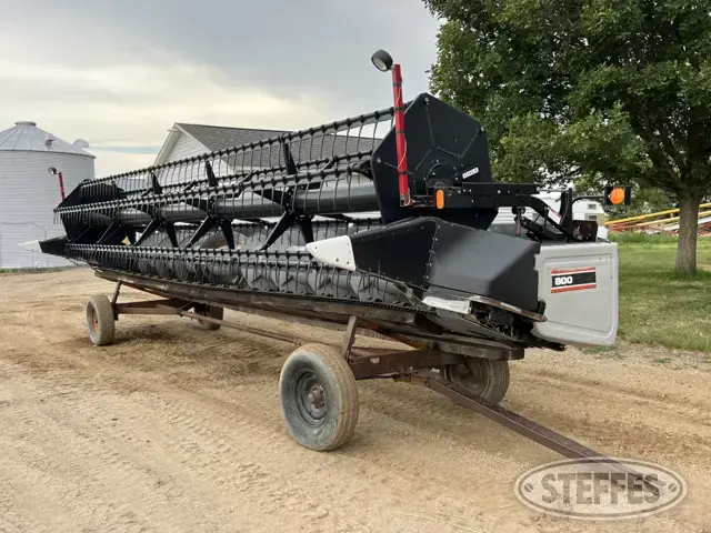 Gleaner 800