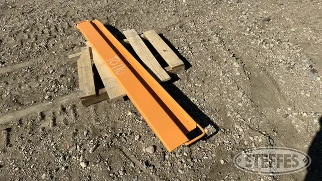 (2) 2023 Wolverine
