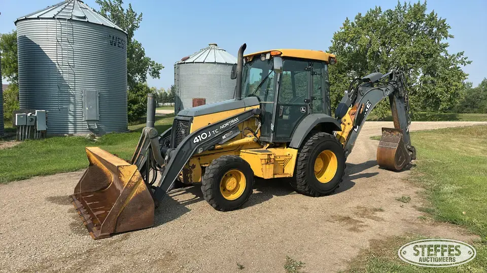 2010 Deere 410J TC Loader Backhoe
