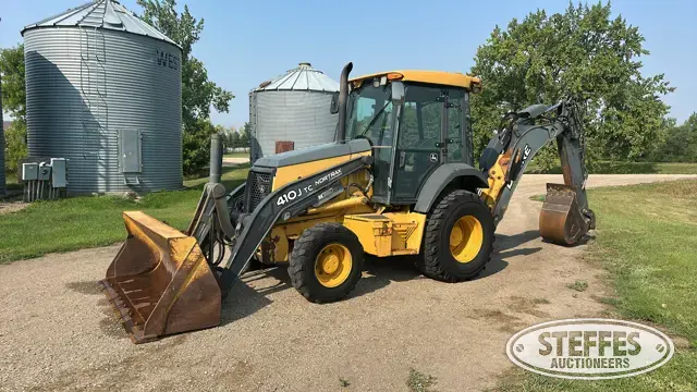 2010 Deere 410J TC