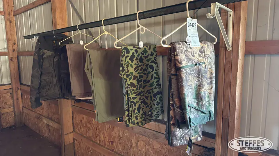 (5) Camouflage clothing pcs. Personal Property