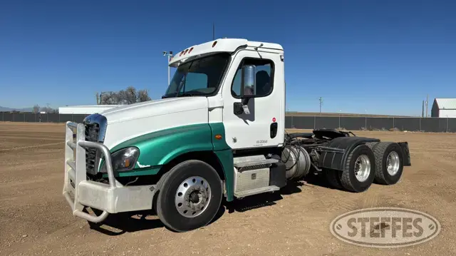 2016 Freightliner Cascadia 125