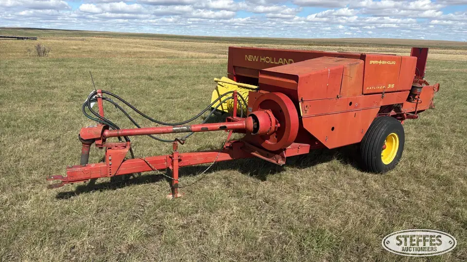 New Holland Hayliner 315 Square Baler