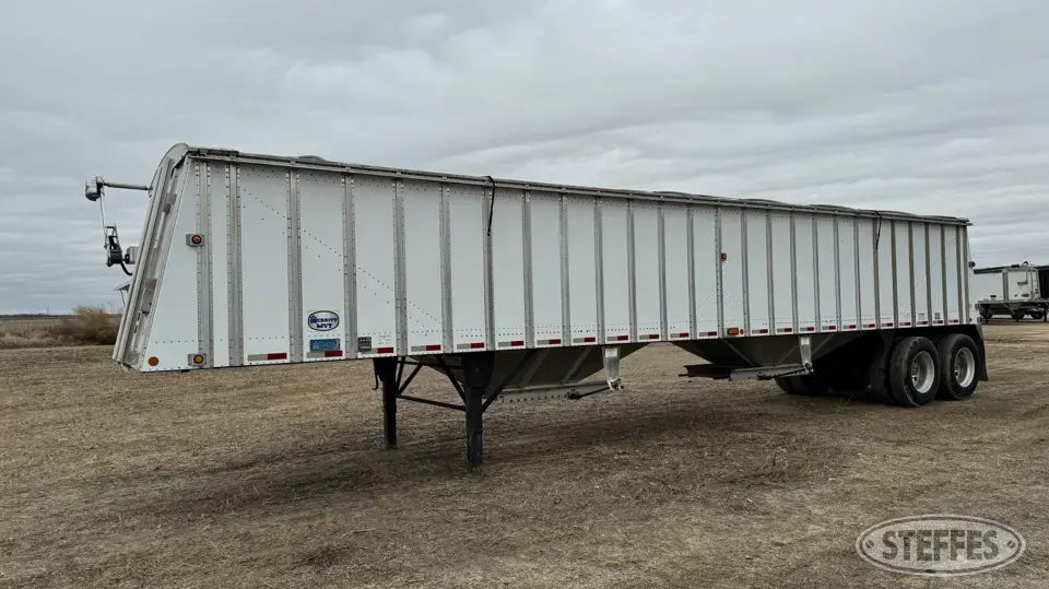 2011 Merritt 420X096X068X2C-X2SXMVT Hopper Bottom Trailer