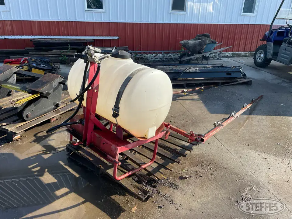 Shop-built 3 pt. sprayer Pull-Type Sprayer