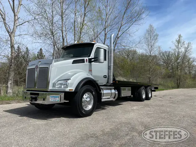 2016 Kenworth T880