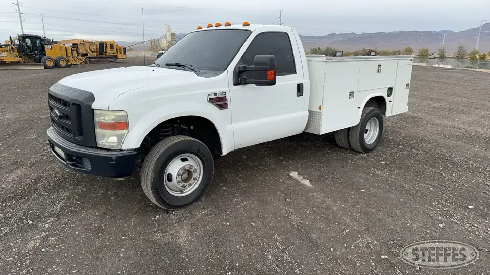 2009 Ford F-350 XLT Service Utility Truck