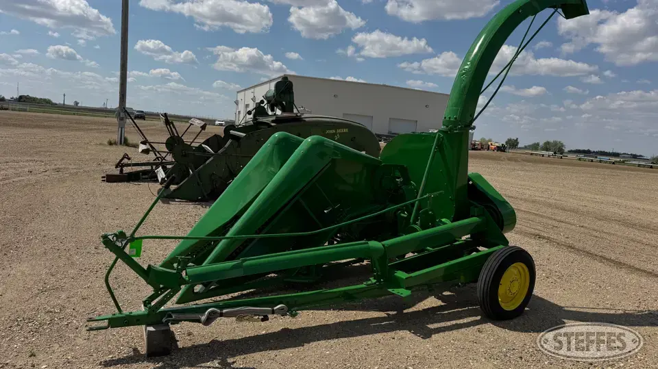 John Deere Forage Harvester Head