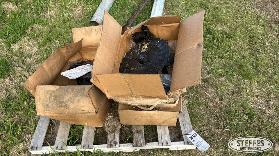 (3) Yetter fertilizer coulter assemblies Ag Equipment Part