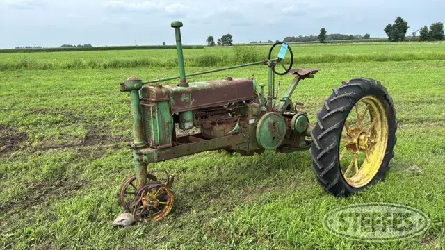 1937 John Deere B