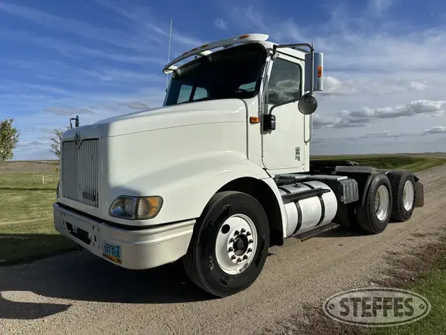 2001 International 9100i
