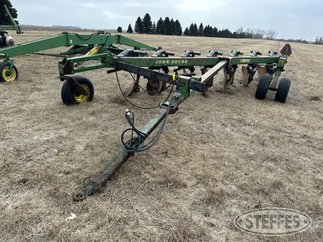 John Deere 3600
