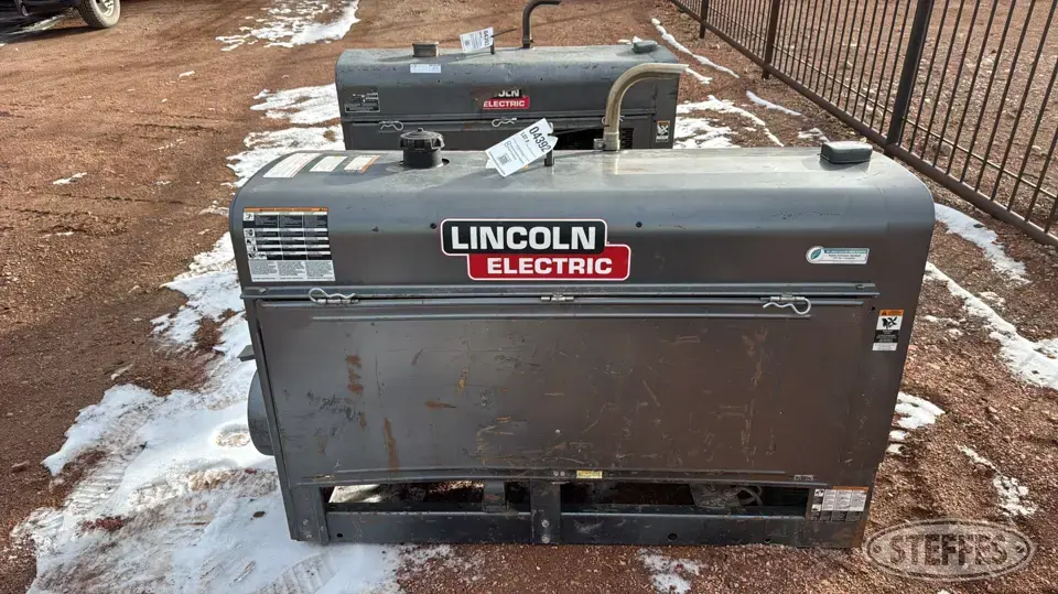 Lincoln Electric Classic 300 HE Welding