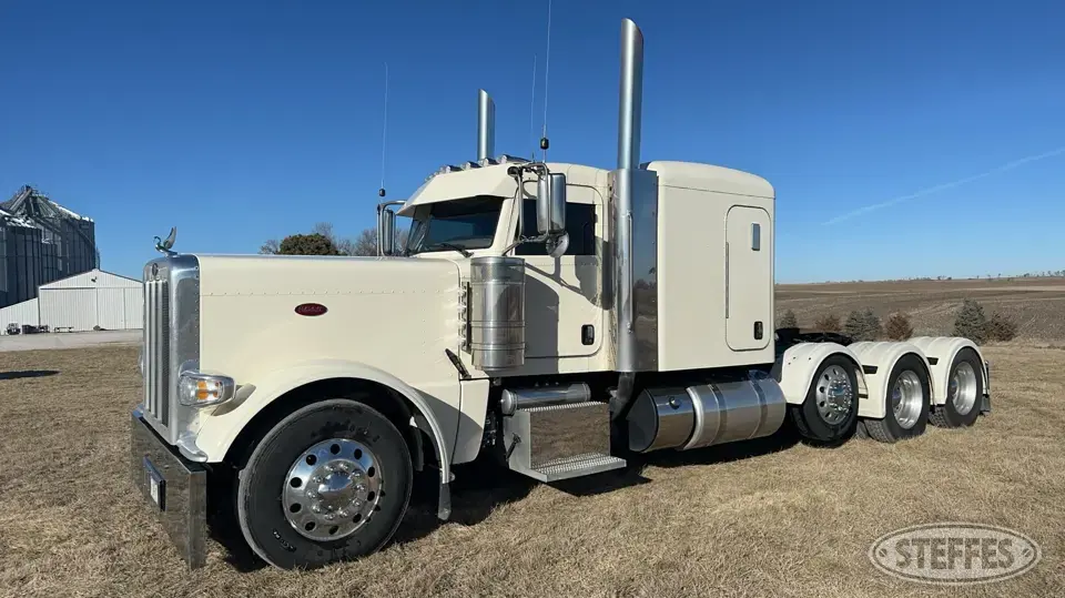 2021 Peterbilt 389 Conventional Truck with Sleeper
