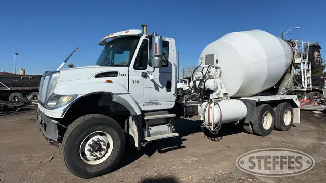 2005 International 7700