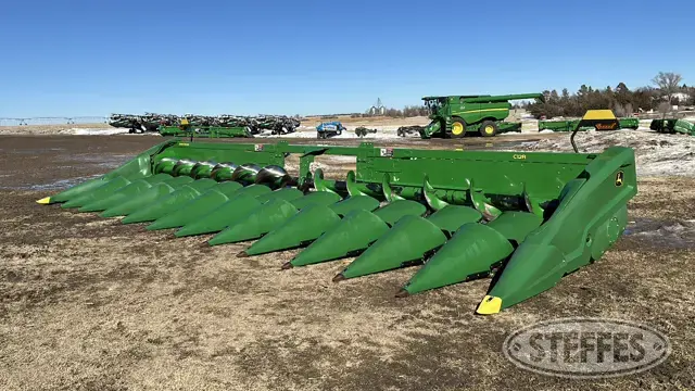 2022 John Deere C12R