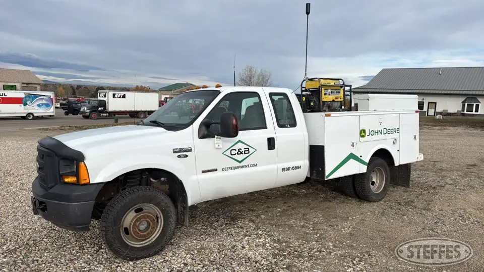 2006 Ford Super Duty F-350 XL Service Utility Truck