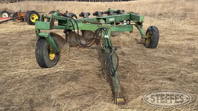 John Deere 3600
